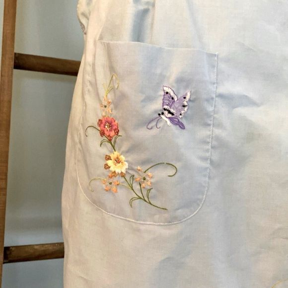 Vintage Hand Embroidered Half Apron - Picture 2 of 14